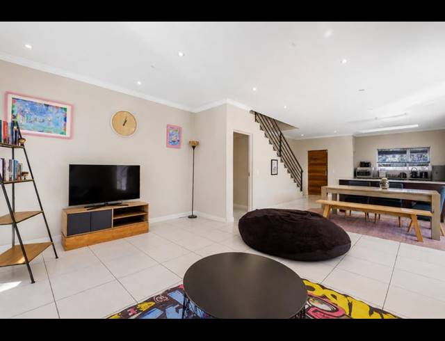 3 BEDROOM PROPERTY TO RENT IN CRAIGHALL PARK